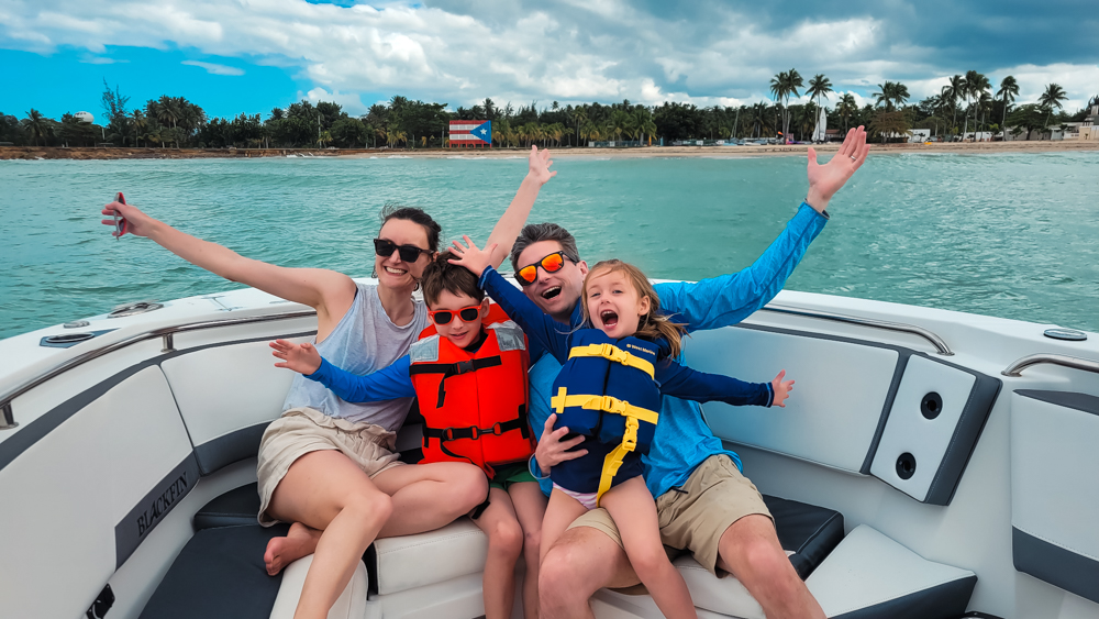 Family boat tour kids life jackets San Juan Puerto Rico copy – Oceania Boat Tours & Charters