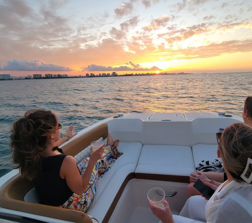 Friends sunset cruise San Juan Puerto Rico 5 ru5y674pw8arvs7wuh10wgh4a583ljln0zbooimmfo – Oceania Boat Tours & Charters
